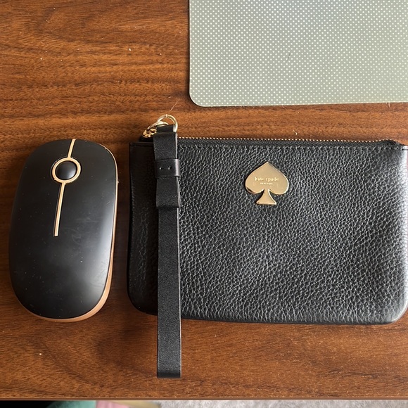 Kate Spade Wristlet - Picture 7 of 7